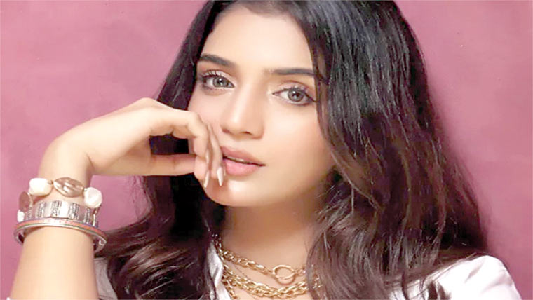 کام اچھا ہو تو لابی سسٹم ہمارا  کچھ نہیں بگاڑ سکتا: لائبہ خان