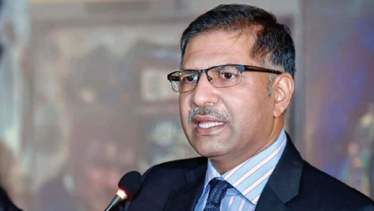 عمران سے ملا تو الزام لگ گیا میں کمپرومائزڈ ہوں ،علی ظفر 