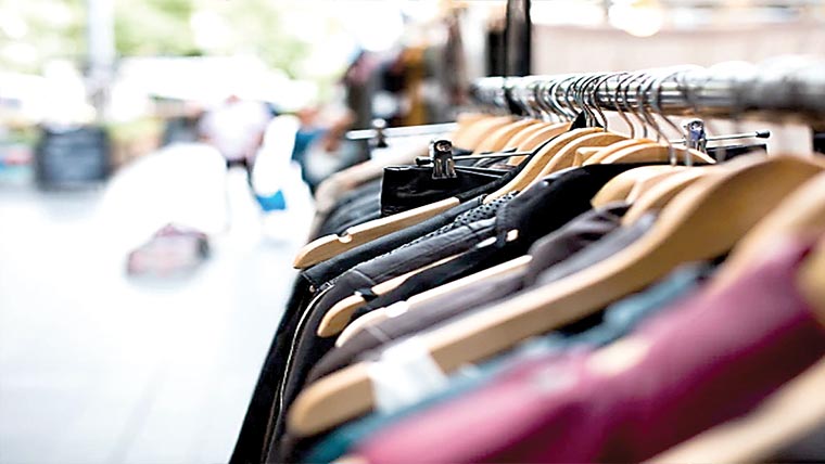  گرمیوں میں گہرے رنگ کالباس نہ پہننے کامشورہ 