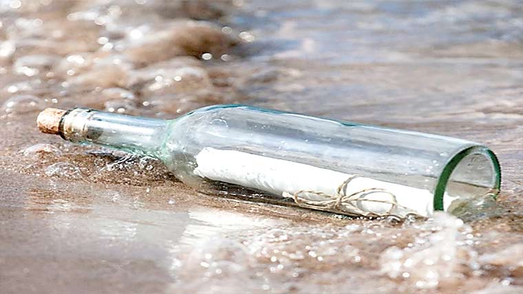  طالبعلم کا 50 برس قبل لکھا گیا بوتل میں بند پیغام دریافت