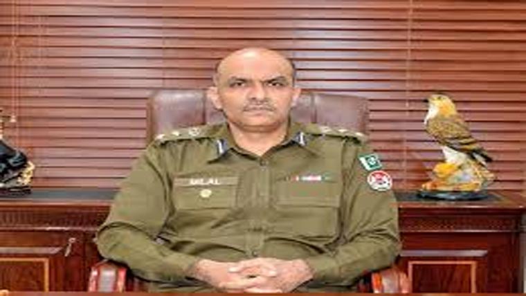 سی پی او کی صدر ڈویژن کے افسروں کیساتھ کرائم میٹنگ