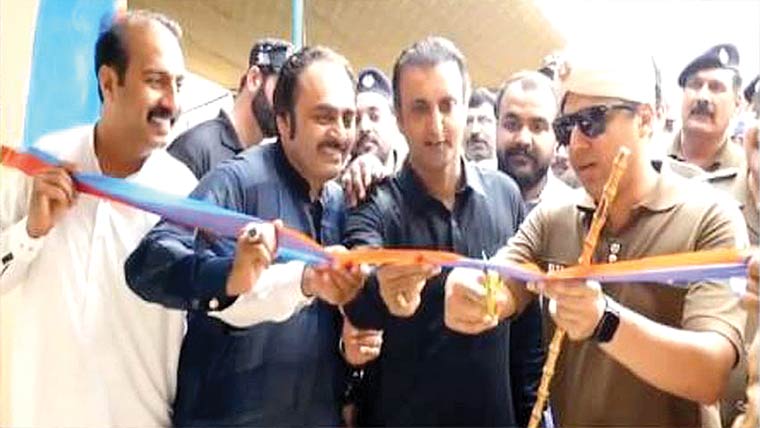  ڈی پی او جھنگ کی تھانہ شورکوٹ سٹی میں کھلی کچہری  