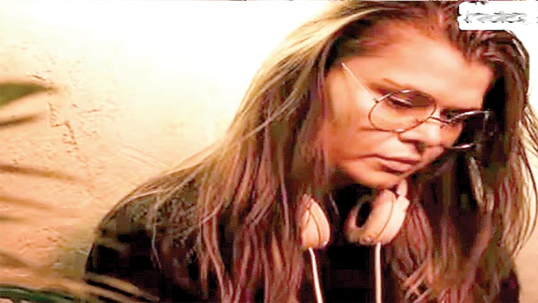  قاتل گانا جس کو سن کر تقریباً 100جانیں چلی گئیں 