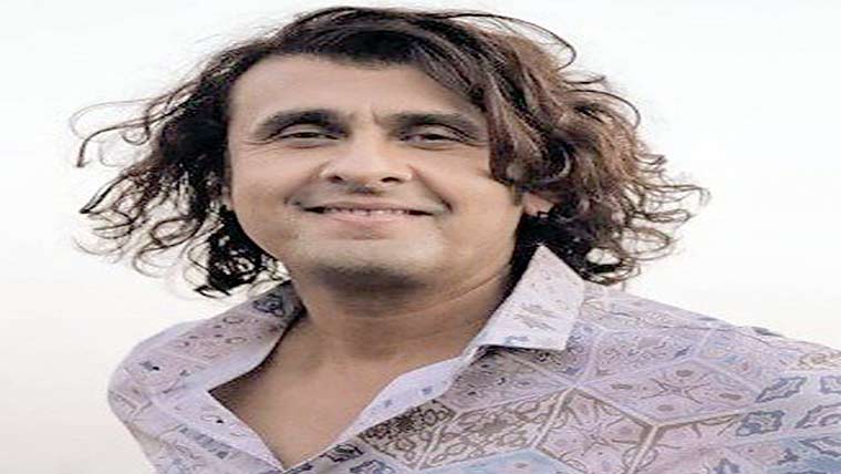 سونو نگم نے مداحوں کو اپنے  نام پر فراڈ سے خبردار کردیا