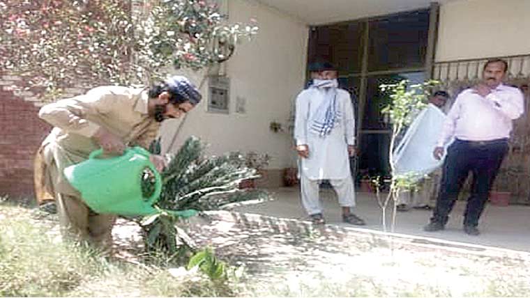 لودھراں سپورٹس سٹیڈیمز کی ہفتہ وار صفائی مہم کا آغاز 