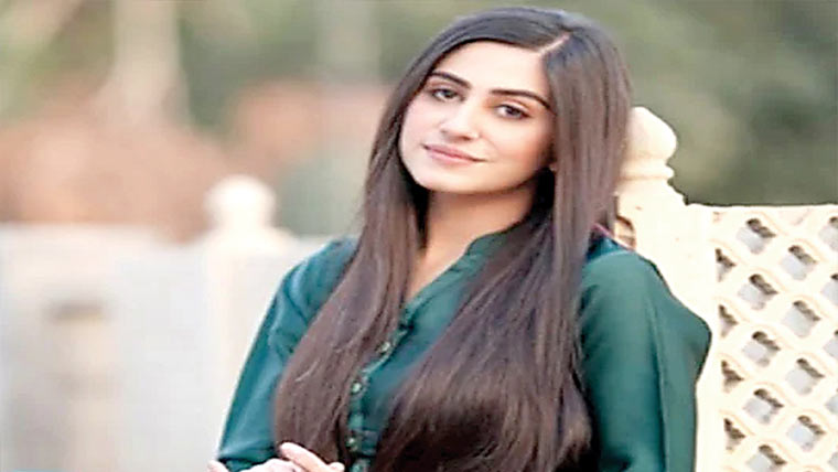 نعیمہ بٹ نے بالی ووڈ آفرز ملنے کا انکشاف کردیا