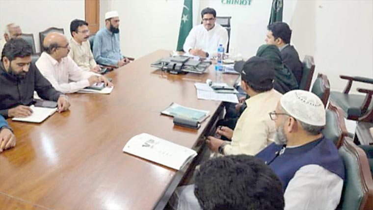 چنیوٹ:ڈی سی کی زیر صدارت ڈیزاسٹر مینجمنٹ اتھارٹی کا اجلاس 