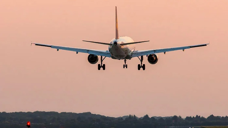  بھارتی ایئرلائنز کو طویل راستے ، مہنگے کرایوں کا سامنا