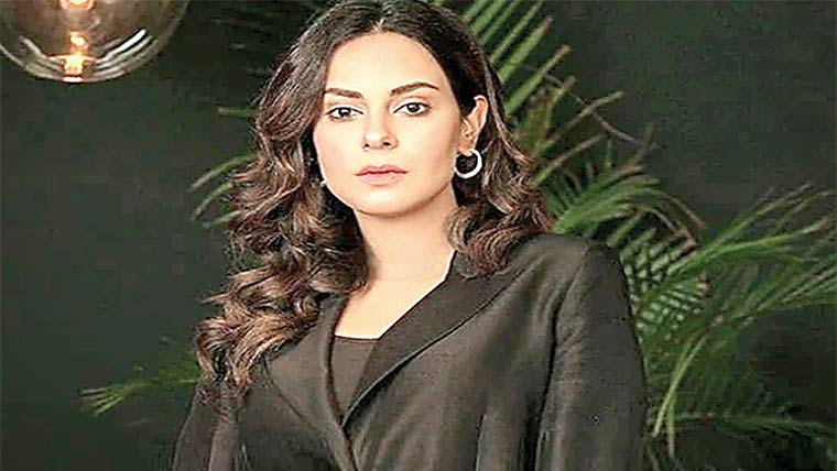 امر خان نیٹ فلکس پر پاکستانی مواد کی کمی پر مایوس