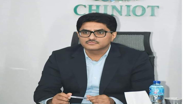 چنیوٹ:ڈسٹرکٹ ریویو کمیٹی برائے ڈویلپمنٹ کااجلاس 