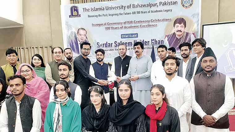 تعلیمی اداروں میں سفارش کا خاتمہ،میرٹ ترجیح ہے ، گورنر پنجاب