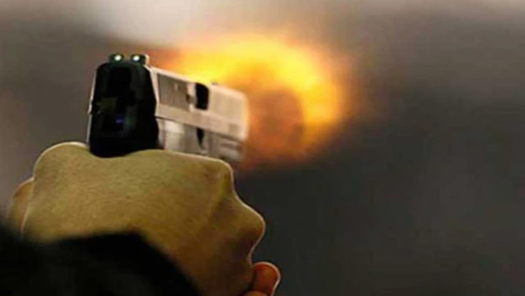 تلخ کلامی کا بدلہ چکانے کیلئے  مخالف کو فائرنگ کر کے زخمی کر دیا 