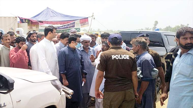 سالم مویشی منڈی میں ناجائز منافع خوری ،15افراد گرفتار