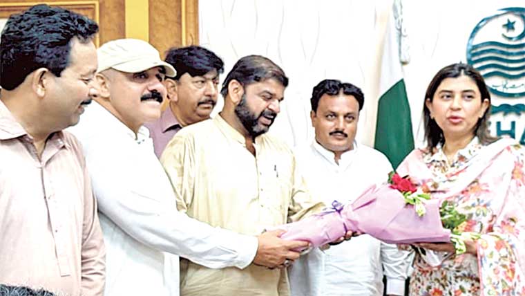  ڈپٹی کمشنر کی ایپکا وفد کو مسائل حل کرنے کی یقین دہانی 