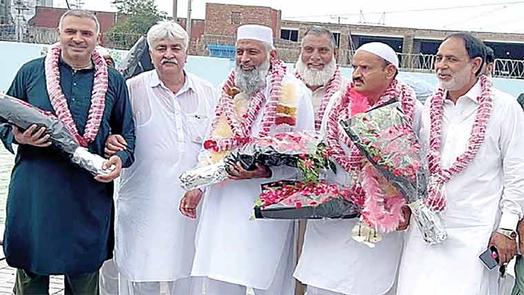 سابق یوسی چیئر مین سلطان سرور گولڈن  کی حجاج کے اعزاز میں تقریب 