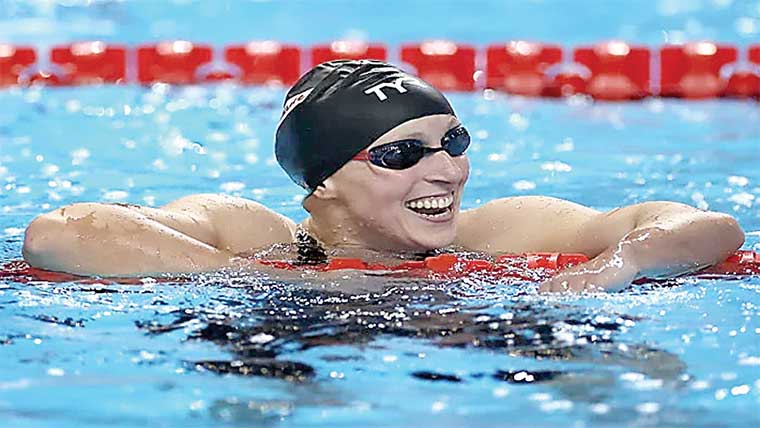  امریکی تیراک کیٹی لیڈیکی کا ساتواں ورلڈ چیمپئن شپ ٹائٹل 