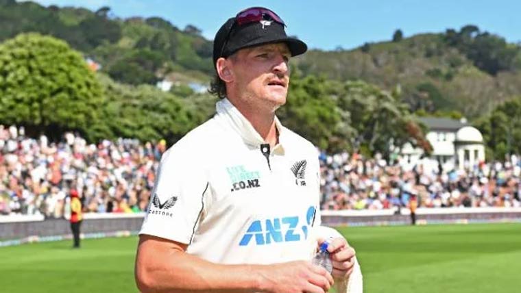 نیوزی لینڈ کے فاسٹ بولر نیتھن سمتھ  زمبابوے کیخلاف ٹیسٹ سے باہر