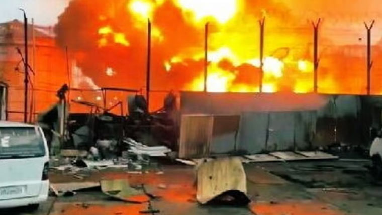 یوکرین کاڈرون حملہ، روسی شہر  سوچی کے آئل ڈپو میں آتشزدگی 