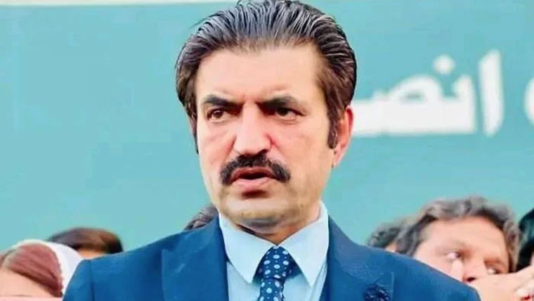 علیمہ ، سلمان راجہ کو پارٹی سے نکالا جائے : شیر افضل مروت