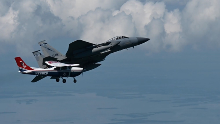 ٹرمپ کی رہائشگاہ کے اوپر نجی  طیارے کی پرواز، ہنگامی صورتحال لڑاکا طیارے حرکت میں آگئے