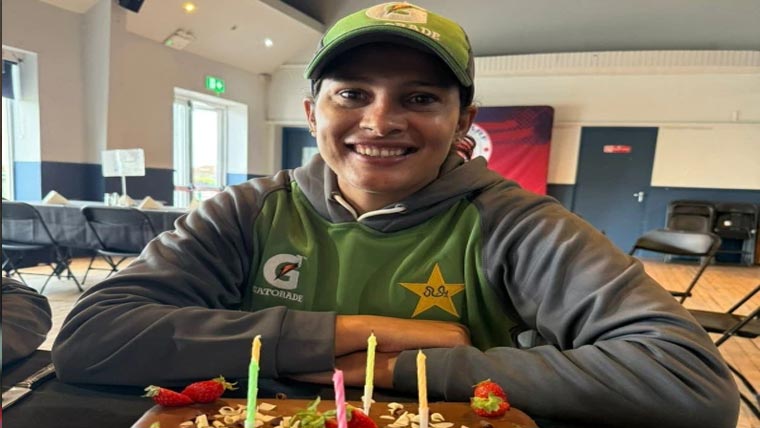  سعدیہ اقبال کی سالگرہ ڈبلن کے  کلونٹارف کرکٹ گراؤنڈ میں منائی گئی