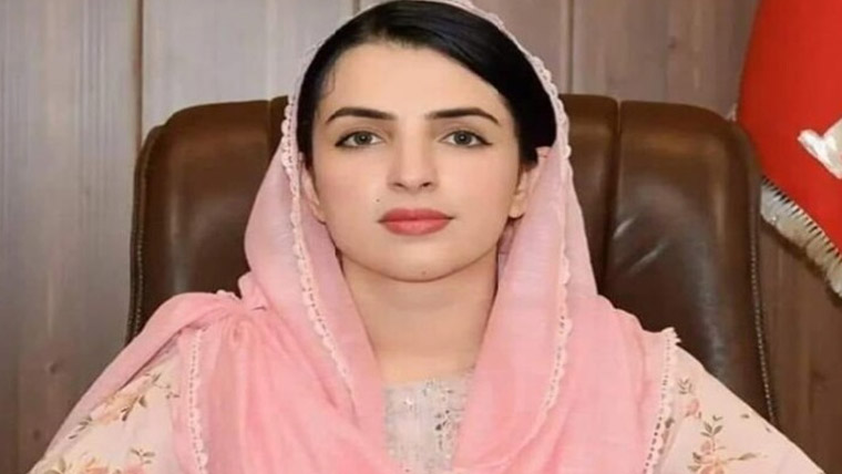 کامیابی کا نوٹیفکیشن جاری نہ کرنے پر سینیٹرمشال یوسفزئی کا عدالت جانیکا فیصلہ