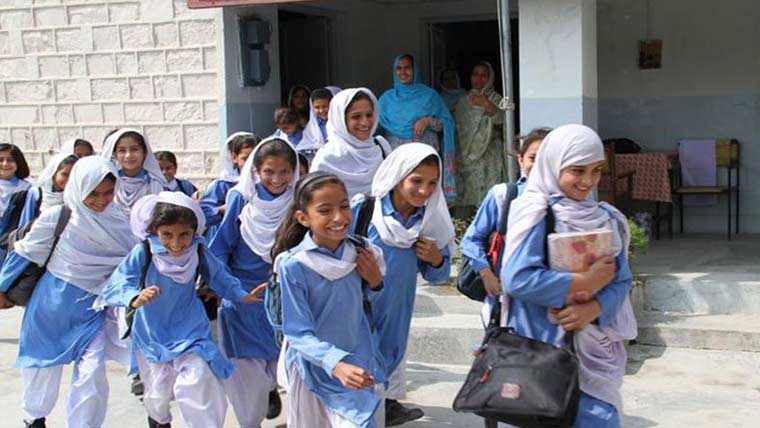 پنجاب :سکولوں کی چھٹیاں 31اگست تک بڑھا دی گئیں 