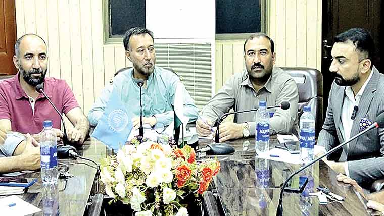  کٹلری ایسوسی ایشن اور اے کے کارگو کی جانب سے سیمینار