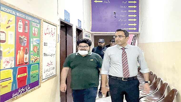 ڈپٹی کمشنر کا رورل ہیلتھ سنٹر لدھیوالہ کا اچانک دورہ 