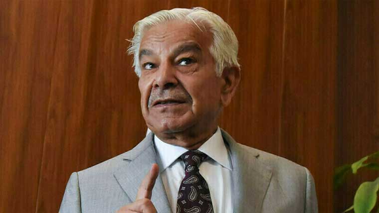 خواجہ آصف کا ٹویٹ بہت  سارے افراد کیلئے خطرے کی گھنٹی 