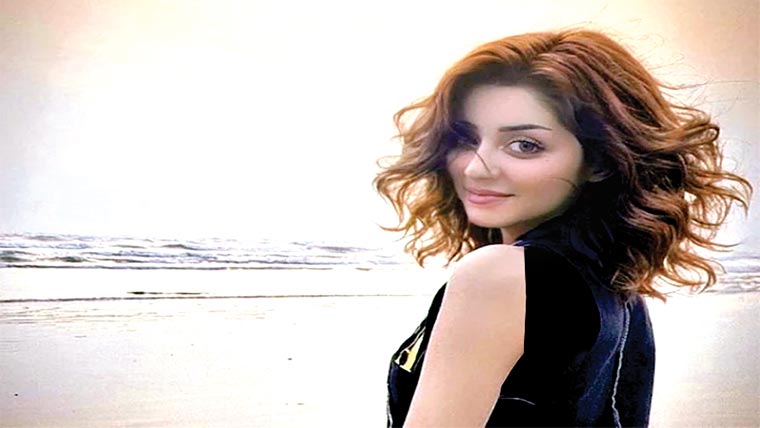  علیزے شاہ کی مبینہ بوائے  فرینڈ کیساتھ ویڈیو وائرل 