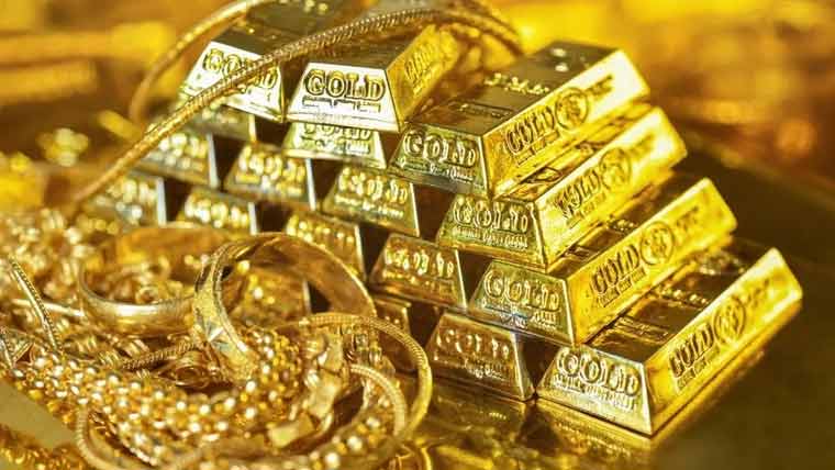 سونے کی فی تولہ قیمت  میں 300 روپے کمی 