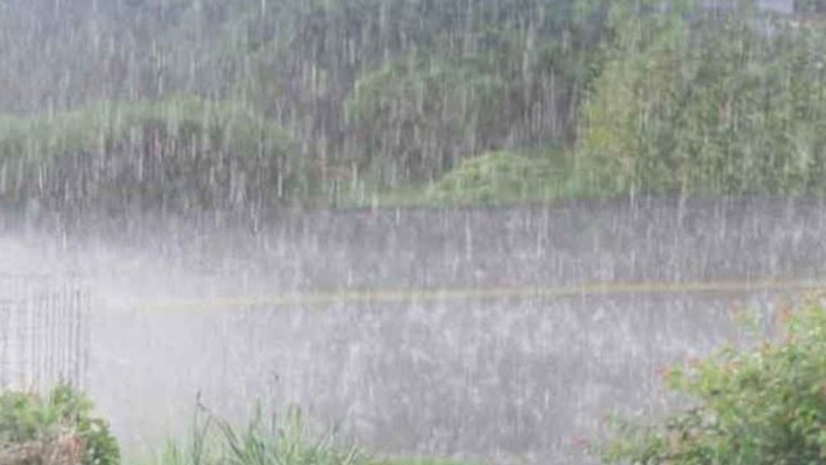 لاہور میں موسلا دھار بارش، لیسکو کے 120 فیڈرز ٹرپ