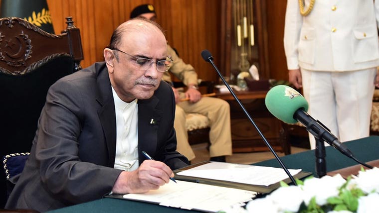 مقبول گوندل 16ستمبر کو آڈیٹر جنرل کا  عہدہ سنبھالیں گے ،نوٹیفکیشن جاری