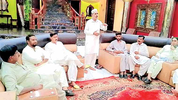 14 اگست کو شایان شان طریقہ سے منائینگے :کامران ظفر 