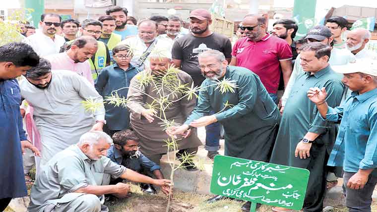 حب کینال کے نام پر لیپاپوتی کی جارہی،منعم ظفر خان