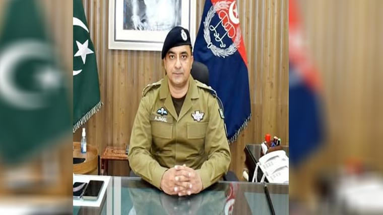  ڈی پی او میانوالی کی آفس میں روزمرہ  کھلی کچہری،شہریوں کے مسائل سنے 