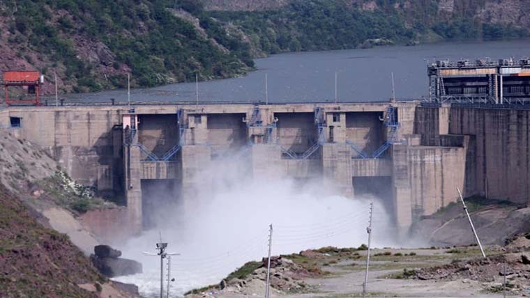 بھارت مغربی دریاؤں کا پانی چھوڑے   ثالثی عدالت، پاکستان کا خیرمقدم