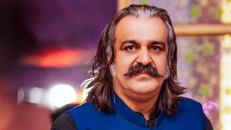 عوام پر اتنا ظلم نہ کرو کہ کل ہم سے  بدلہ لینے کا مطالبہ کریں ، گنڈا پور