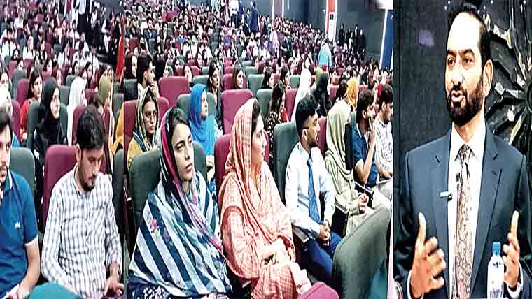 آگے بڑھنے کا راستہ، ہر ڈویژن نیا صوبہ، مالی اخراجات کم، عوامی مسائل بھی حل : میاں عامر محمود 