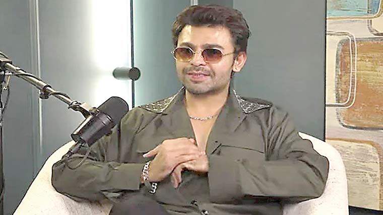 بھارت پاکستانی ڈراموں سے  بھی خوفزدہ ہے :فرحان سعید 