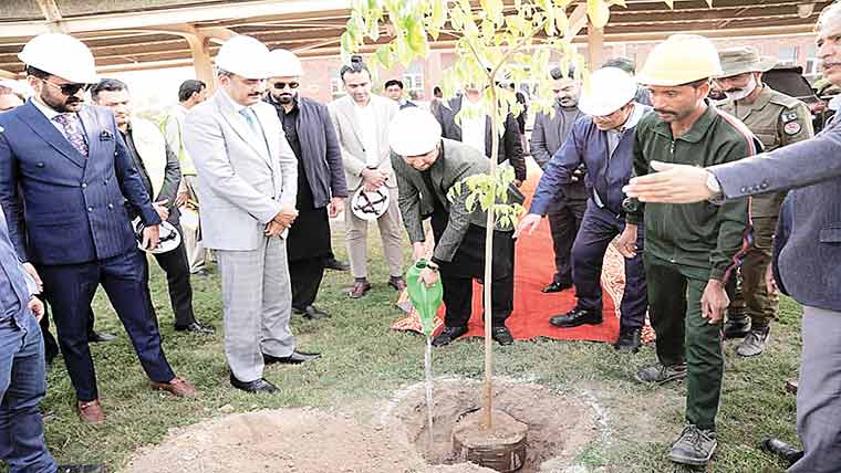  وزیر توانائی فیصل کھوکھرکا پنجاب تھرمل پاور پلانٹ کا دورہ 