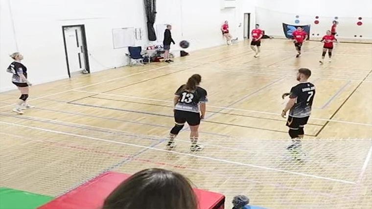 انگلینڈ میں 48گھنٹوں تک ڈوج بال کھیلنے کا ریکارڈ