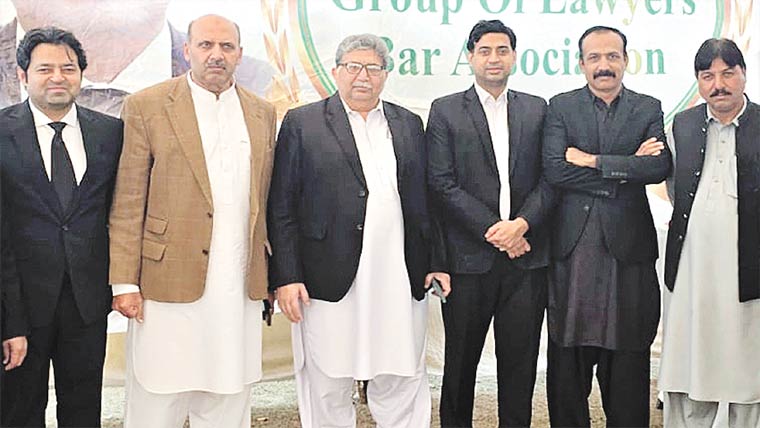 وکلا کے حقوق کیلئے ہر ممکن اقدام کئے جائینگے :اعجاز اشرف 