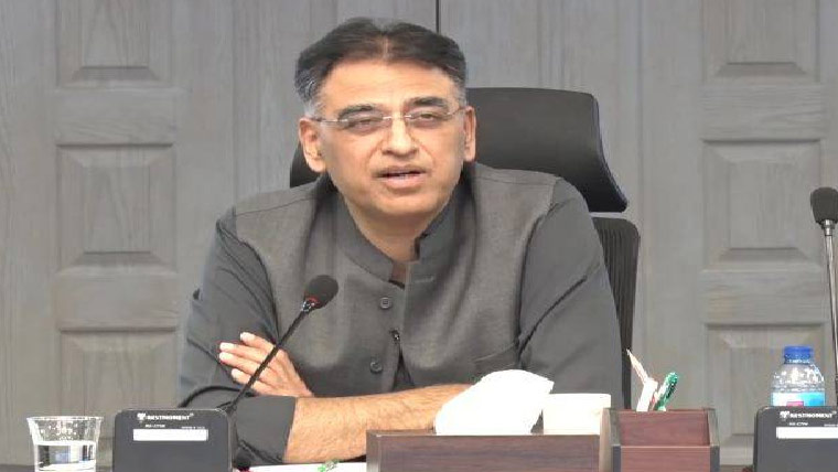 سیاسی کشیدگی بہت بڑھ چکی ،تمام جماعتیں مل کر بیٹھیں:اسد عمر