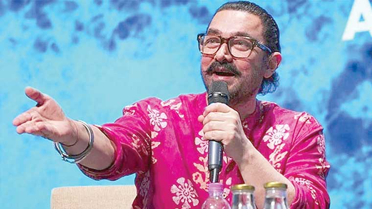 60 کی عمر میں دوبارہ محبت ملنے  کی توقع نہیں تھی:عامر خان