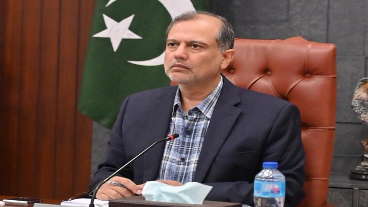 کمشنر کا دورہ پیر محل، تحصیل ہیڈ کوارٹرز ہسپتال کا معائنہ 