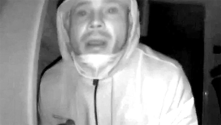  چور کی سی سی ٹی وی میں پکڑے جانے کے لمحے کی ویڈیو وائرل