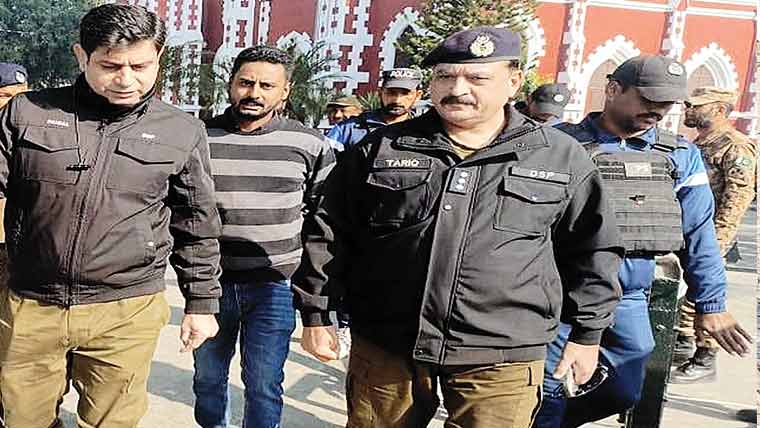 سیالکوٹ:ڈی پی او کی جا نب سے  گرجا گھروں کی سکیورٹی کا جائزہ 