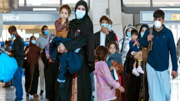 بائیڈن دور میں امریکا آنیوالے 2 لاکھ افغانوں کی ملک بدری کا امکان
